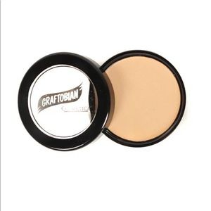 Graftobian hi-def glamour crème foundation